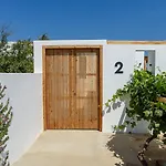 Дом отдыха Noble Pearl Paros