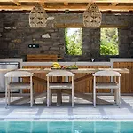 Noble Pearl Paros Санта-Мария