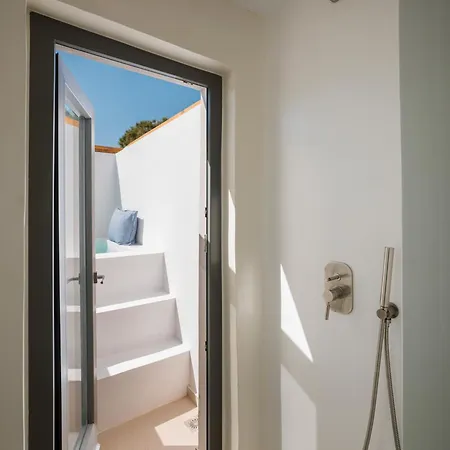 Noble Pearl Paros Feriehus
