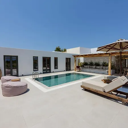 Noble Pearl Paros Feriehus *