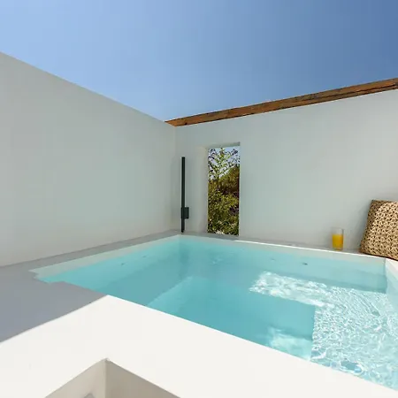 Noble Pearl Paros Feriehus