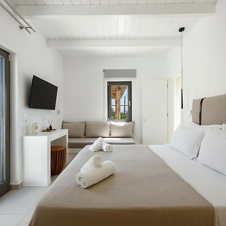 Noble Pearl Paros *