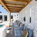 Noble Pearl Paros Santa Maria (Paros)