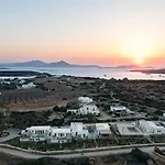 Noble Pearl Paros Santa Maria (Paros)