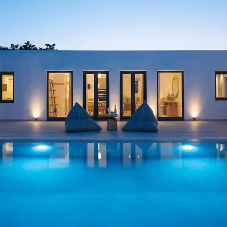 Noble Pearl Paros Feriehus
