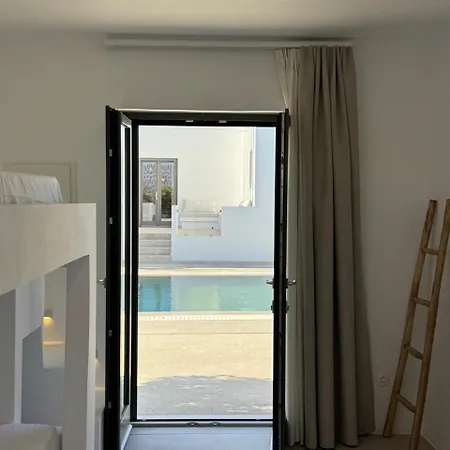 Noble Pearl Paros * Santa Maria (Paros)