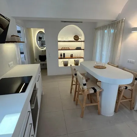 Noble Pearl Paros
