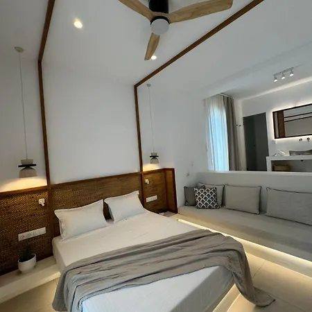 Noble Pearl Paros * Santa Maria (Paros)