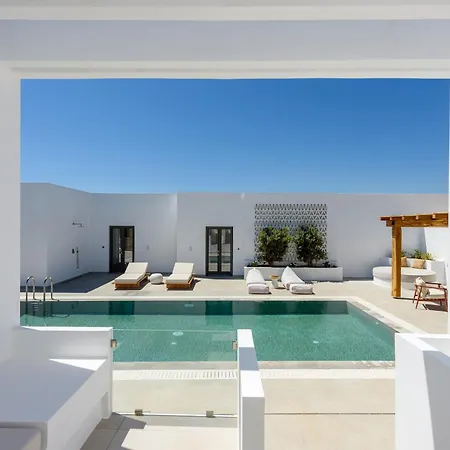 Noble Pearl Paros *