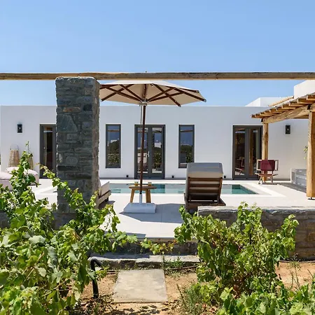 Noble Pearl Paros Feriehus