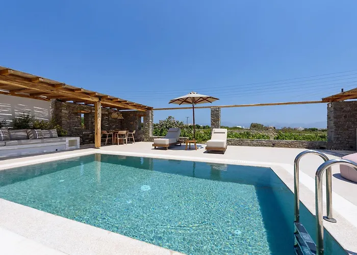 Noble Pearl Paros Feriehus *