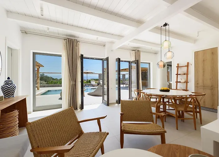 Noble Pearl Paros Santa Maria (Paros)